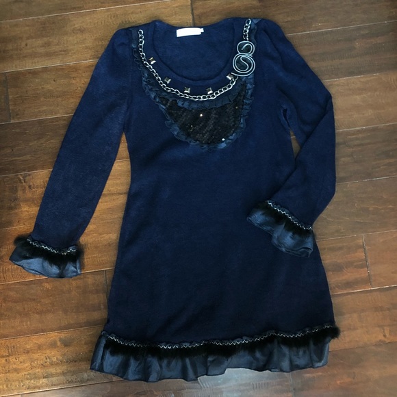 Long Sleeve Navy Scoop Neck A-Line (Size 4-6) - Picture 1 of 7